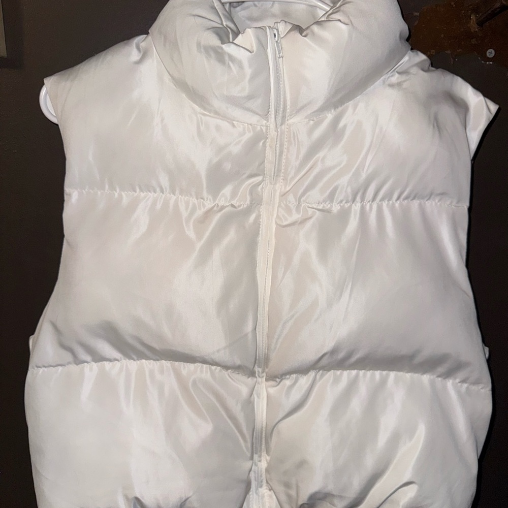 SHEIN White Puffer Jacket
